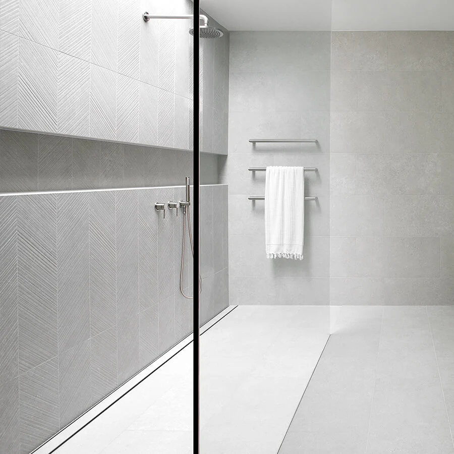 Lauxes Tile Insert Standard Shower Grate 26x100mm - Image 4